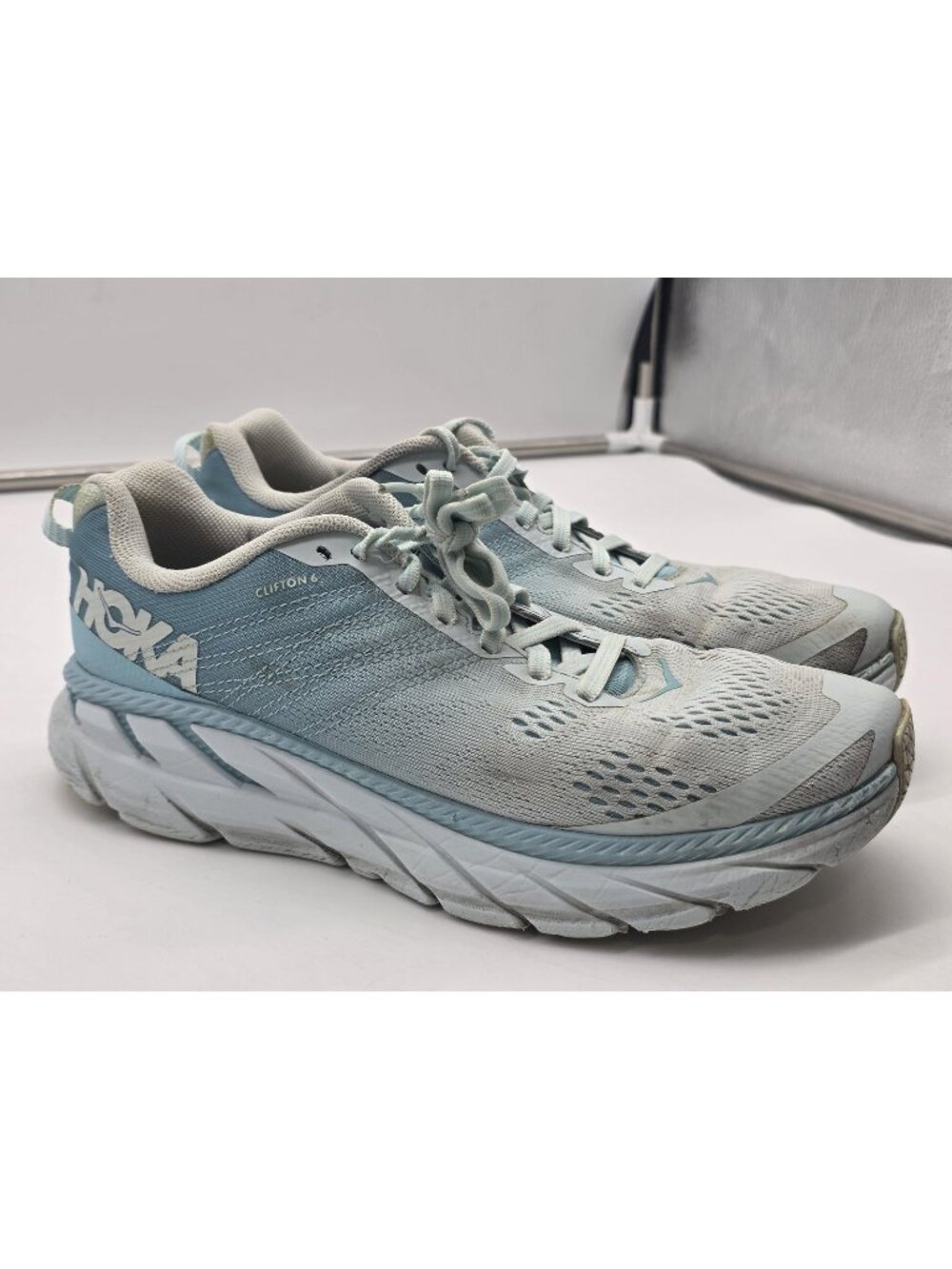Hoka One One Clifton 6 Shoes Womens Size 7.5 Blue Sneakers Damaged 1102873 ASWB